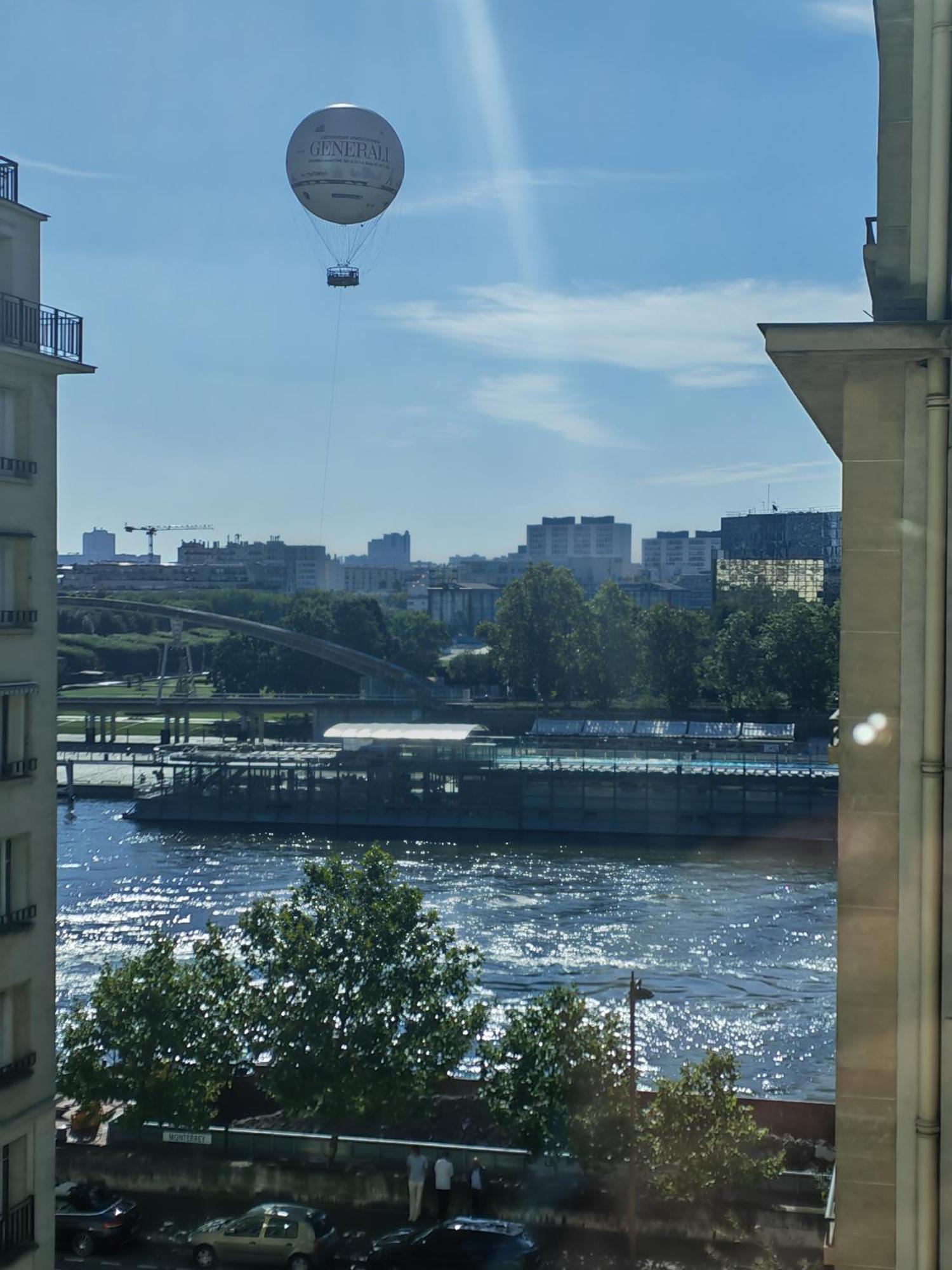 View Sur La Seine Apartman Párizs Kültér fotó